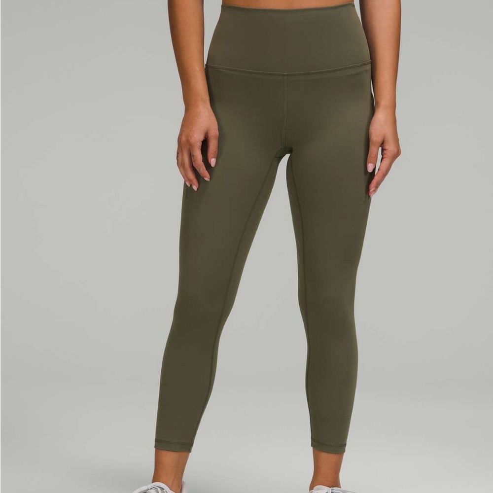 Lululemon Legging Wunder Train High-Rise Tight Pockets 25” Carob Brown 4 (Small)